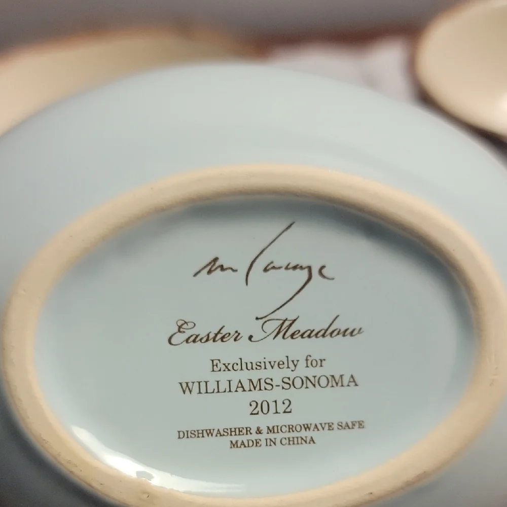 Williams Sonoma Easter Meadow Cream and Brown Ramekins